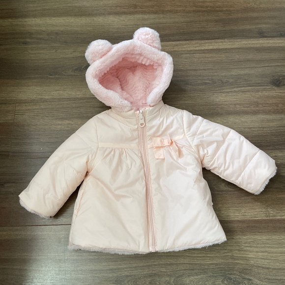 3/$20 Reversible Light winter jacket - Picture 1 of 8